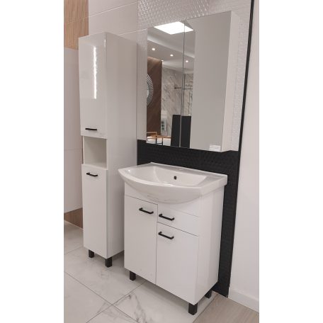 NOVELTY C30 Oszlopszekrény, 30x174x30, magasfényű fehér, fogantyú/láb: fekete